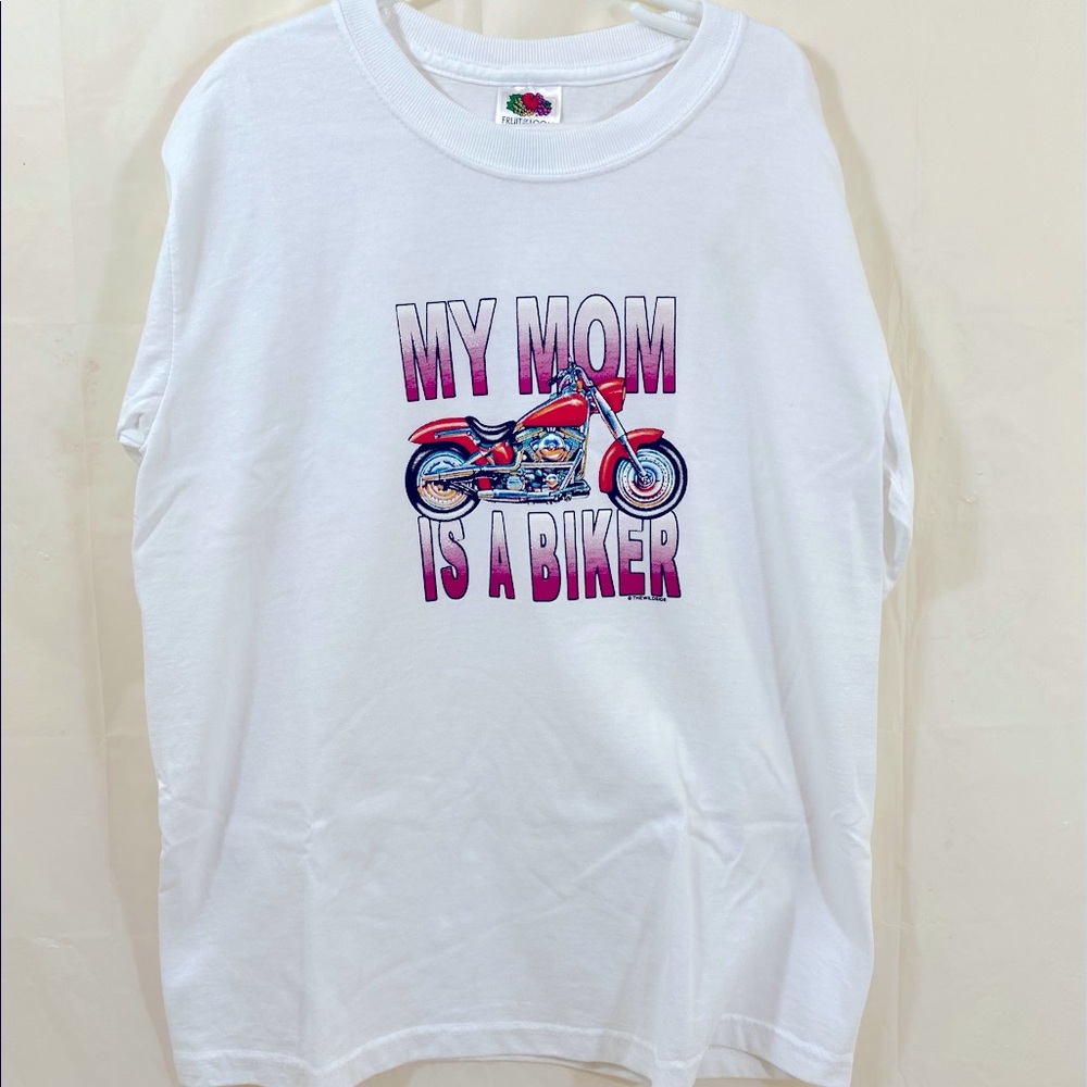 New My mom is a Biker fruit of the loom T-shirt